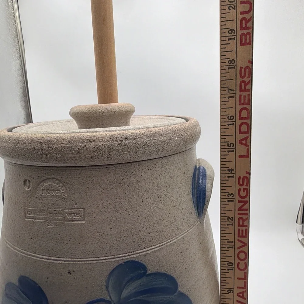 Rowe Pottery Works excellent pre